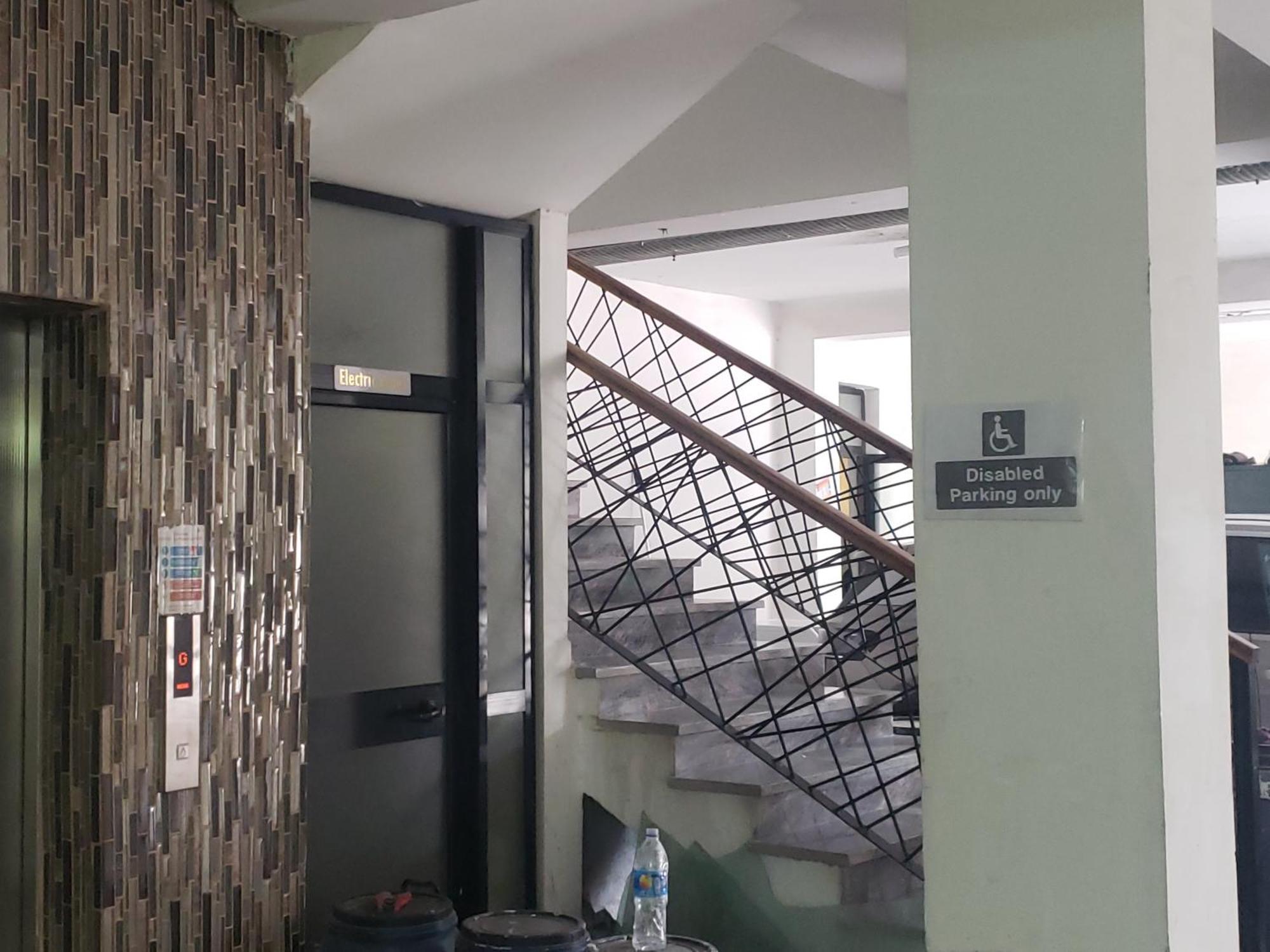 Vamos Addis Hotel Eksteriør bilde