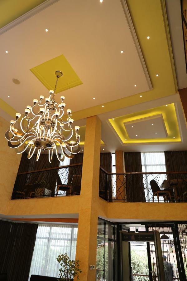 Vamos Addis Hotel Eksteriør bilde